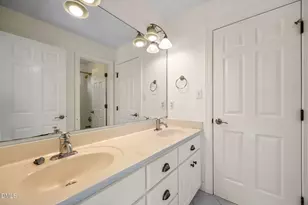 127 Graylyn Dr, Chapel Hill, NC 27516 - Photo 44
