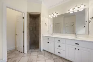 127 Graylyn Dr, Chapel Hill, NC 27516 - Photo 36
