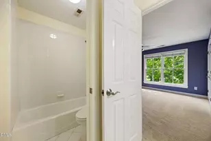 127 Graylyn Dr, Chapel Hill, NC 27516 - Photo 40