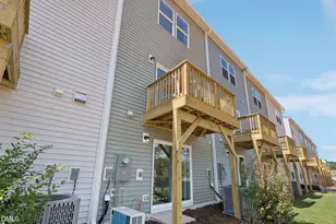 909 Freston Rd, Raleigh, NC 27610 - Photo 6