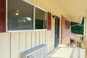 130 S Estes, Chapel Hill, NC 27517 - Photo 2