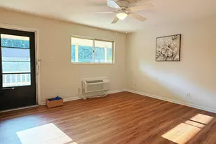 130 S Estes, Chapel Hill, NC 27517 - Photo 6