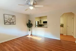 130 S Estes, Chapel Hill, NC 27517 - Photo 4