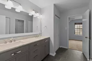 5702 3 Oaks Dr, Raleigh, NC 27612 - Photo 18