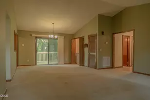 409 Dalkin Ct, Burlington, NC 27215 - Photo 10