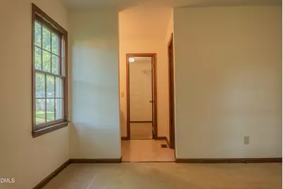 409 Dalkin Court, Burlington, NC 27215 - Photo 18