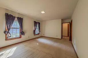 409 Dalkin Ct, Burlington, NC 27215 - Photo 6