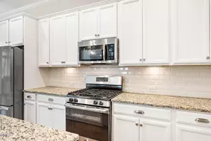44 Rock Ledge Dr, Chapel Hill, NC 27516 - Photo 14