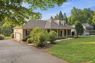2705 Percussion Dr, Hillsborough, NC 27278 - Photo 2