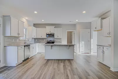 108 Starlet Rdg Way, Clayton, NC 27520 - Photo 2