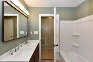 3809 Boddie Dr, Raleigh, NC 27609 - Photo 12