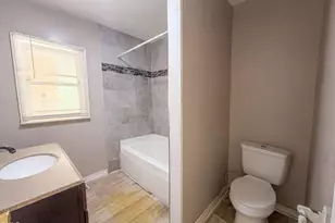 621 McIver St, Sanford, NC 27330 - Photo 10