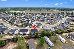 216 Weston Woods St, Raeford, NC 28376 - Photo 4