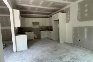402 Lyon Ests Dr, La Grange, NC 28551 - Photo 2