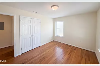 900 Dorothy Sanders Way, Raleigh, NC 27601 - Photo 8