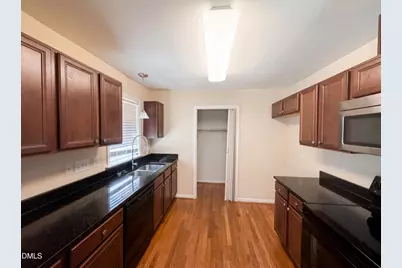 900 Dorothy Sanders Way, Raleigh, NC 27601 - Photo 2