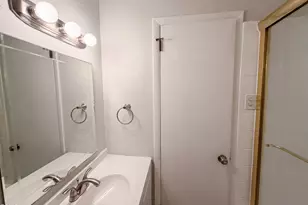 917 Hillview Dr, Cary, NC 27511 - Photo 10