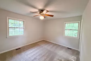 917 Hillview Dr, Cary, NC 27511 - Photo 8