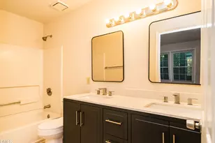 330 Silverberry Ct, Cary, NC 27513 - Photo 16