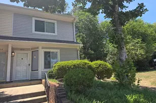5837 Shady Grove Cir, Raleigh, NC 27609 - Photo 14
