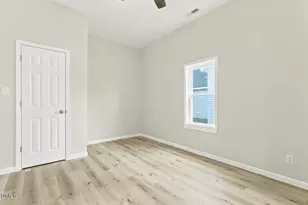 607 N Magnolia Ave, Dunn, NC 28334 - Photo 6