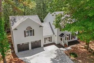 2600 New Oxford Dr, Apex, NC 27539 - Photo 4