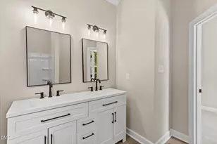 2600 New Oxford Dr, Apex, NC 27539 - Photo 24