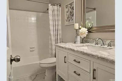 5904 Applewood Lane, Raleigh, NC 27609 - Photo 10