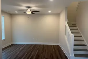 836 Pryor St, Mebane, NC 27302 - Photo 6