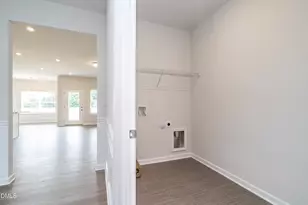 400 White Azalea Wy, Benson, NC 27504 - Photo 24