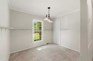 701 N Dale Ct, Burlington, NC 27215 - Photo 14