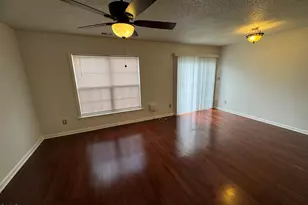 4804 Tanglewood Oaks St, Raleigh, NC 27610 - Photo 2