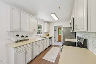 160 Tray St, Southern Pines, NC 28387 - Photo 2