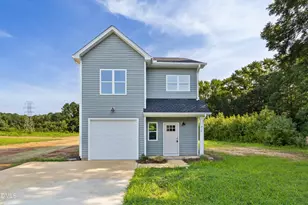 912 Butler Dr, Erwin, NC 28339 - Photo 2