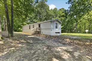 441 Hunter Rd, Henderson, NC 27537 - Photo 2