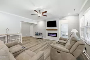 189 Red River Dr, Selma, NC 27576 - Photo 2