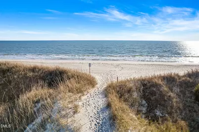 122 NE 37th Street, Oak Island, NC 28465 - Photo 18