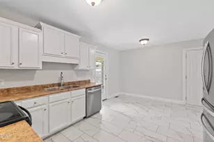 585 Cokesbury Park Ln, Fuquay Varina, NC 27526 - Photo 20