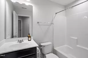 205 Castien Cove Pl, Apex, NC 27539 - Photo 24