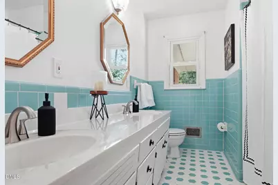 4409 Leota Drive, Raleigh, NC 27603 - Photo 32