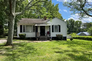 504 Powell St, Henderson, NC 27536 - Photo 2
