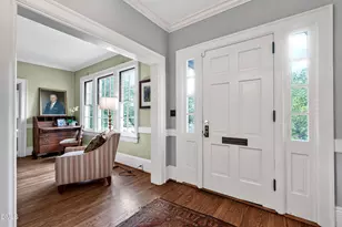 306 Hillcrest Rd, Raleigh, NC 27605 - Photo 6