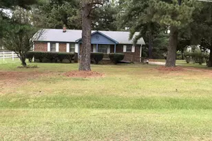 132 Brookhaven Ct, Henderson, NC 27537 - Photo 1