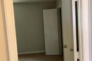 1425 Cherrycrest Dr, Durham, NC 27704 - Photo 12