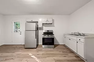 613 Locust Rd, Hillsborough, NC 27278 - Photo 6