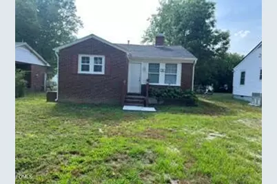 132 S Elizabeth Street, Henderson, NC 27536 - Photo 1