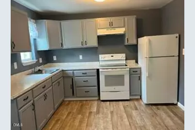 132 S Elizabeth Street, Henderson, NC 27536 - Photo 2
