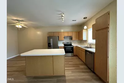 312 Commons Drive, Holly Springs, NC 27540 - Photo 4
