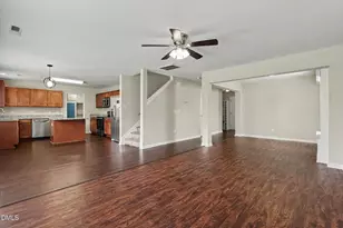 326 Sequoia Dr, Clayton, NC 27527 - Photo 4