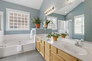 913 Edgewater Cir, Chapel Hill, NC 27516 - Photo 24